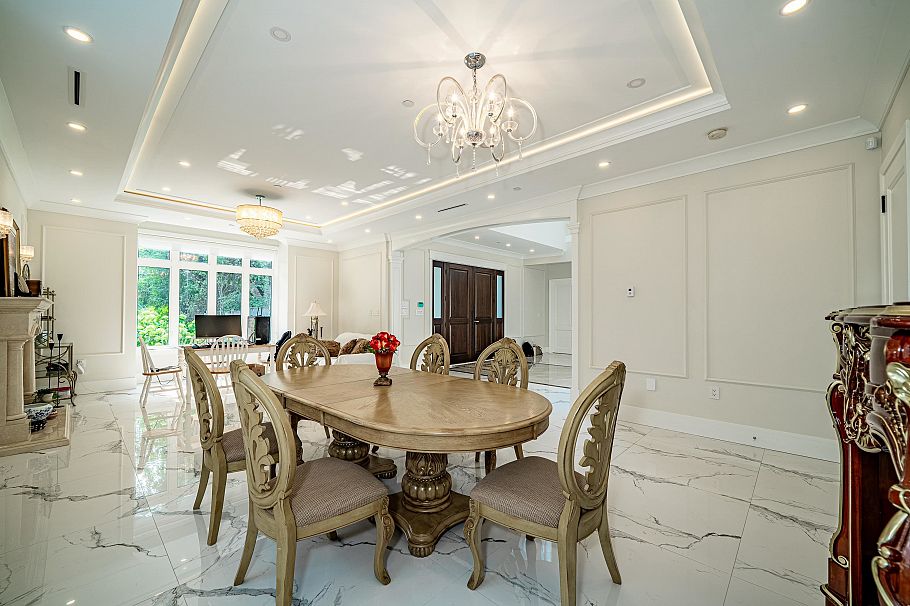 1048 Handsworth Road North Vancouver, BC - 12