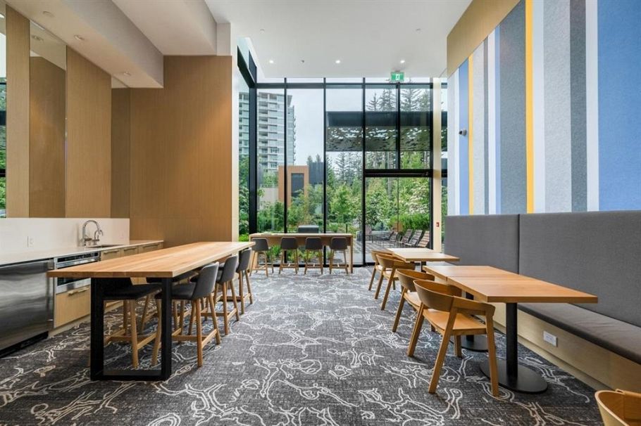 704 5608 Berton Avenue Vancouver, BC - 2