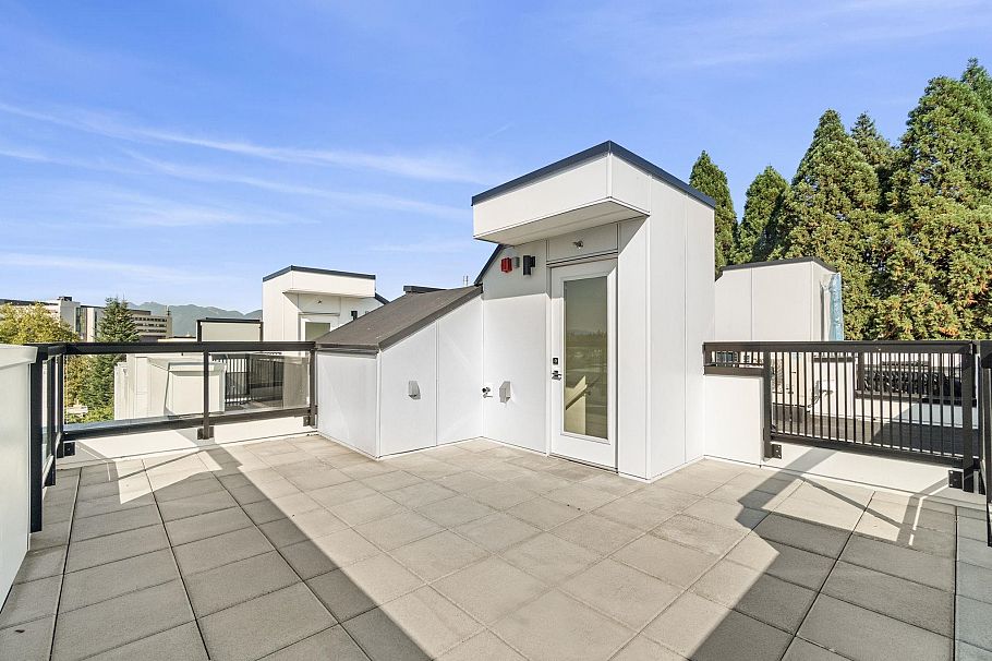 807 W 33rd Avenue Vancouver, BC - 15