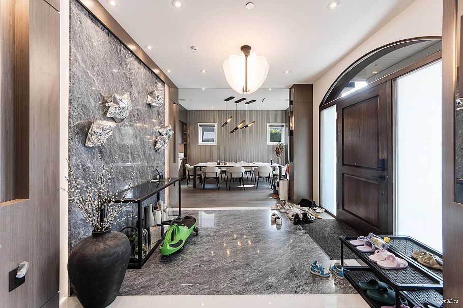 1041 W 53rd Avenue Vancouver, BC - 5