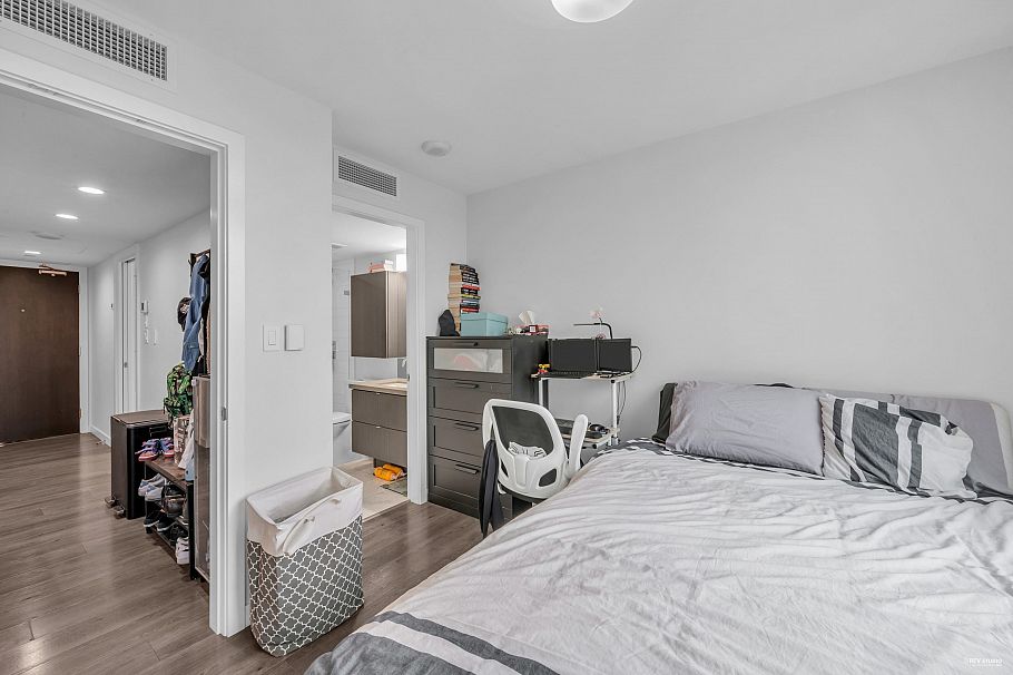1605 8189 Cambie Street Vancouver, BC - 7