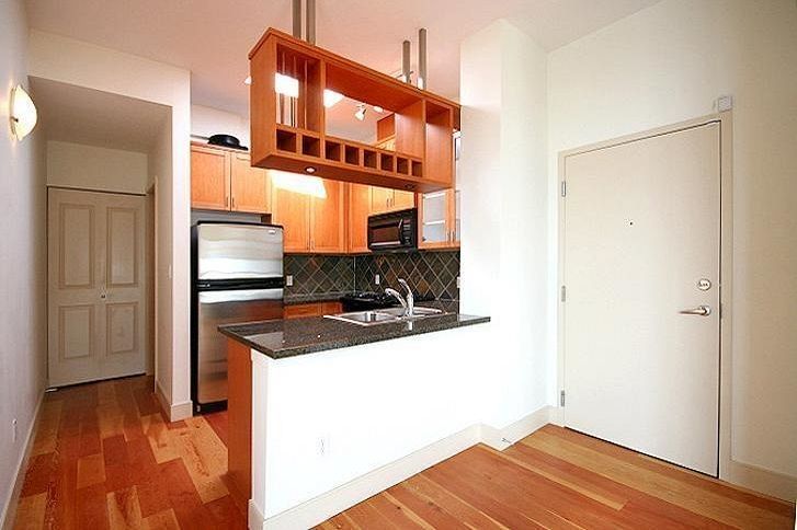 517 8988 Hudson Street Vancouver, BC - 1