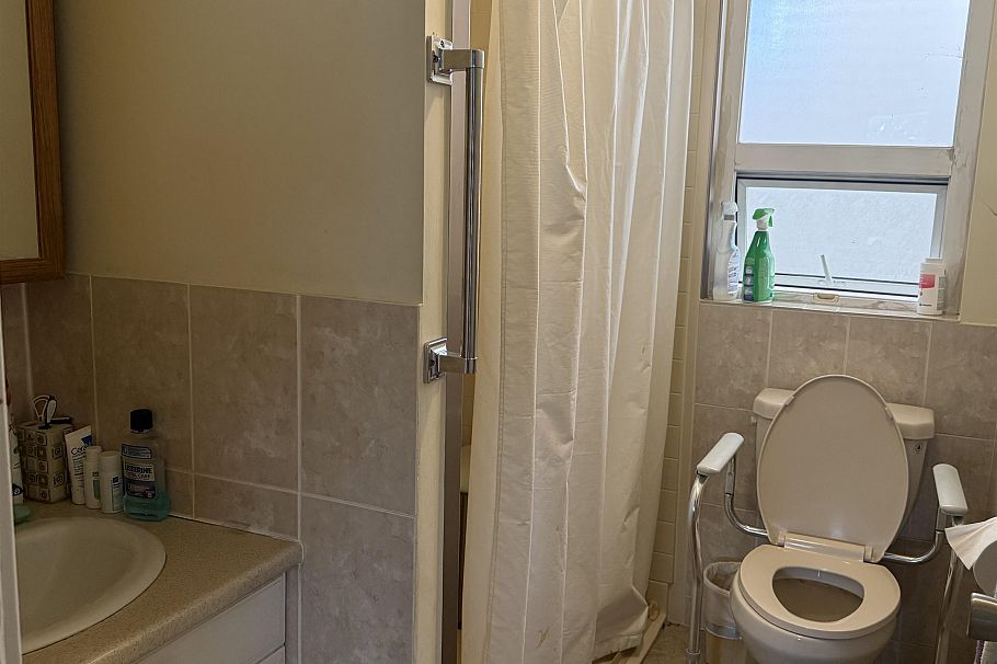 8125 St. George Street Vancouver, BC - 15