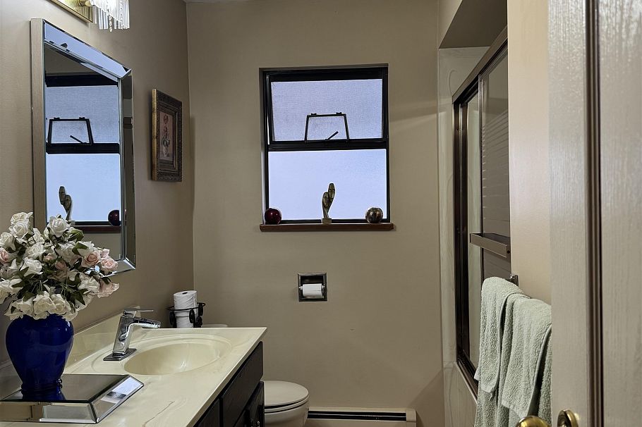 2942 Adanac Street Vancouver, BC - 30