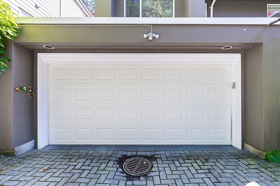 180 W Osborne Road North Vancouver, BC - 36