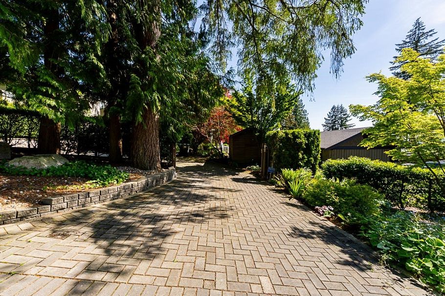 180 W Osborne Road North Vancouver, BC - 39