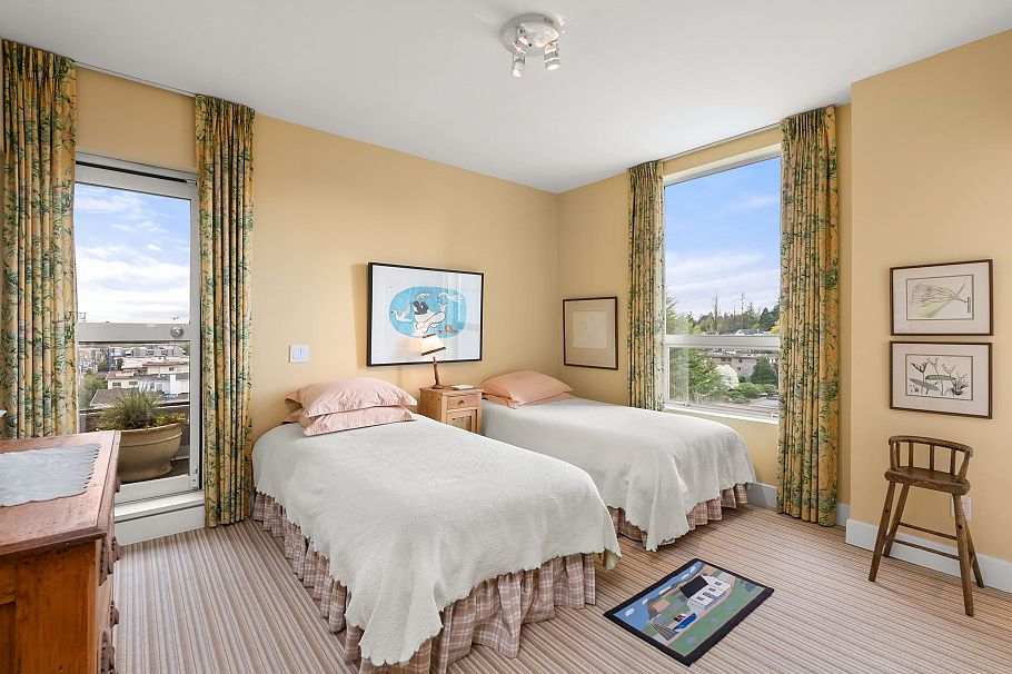 8 2838 Birch Street Vancouver, BC - 17