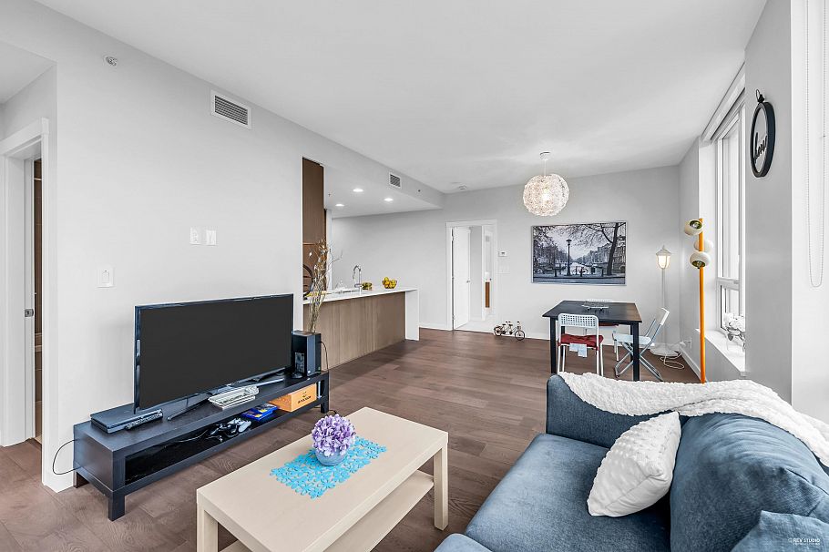 1102 3533 Ross Drive Vancouver, BC - 27