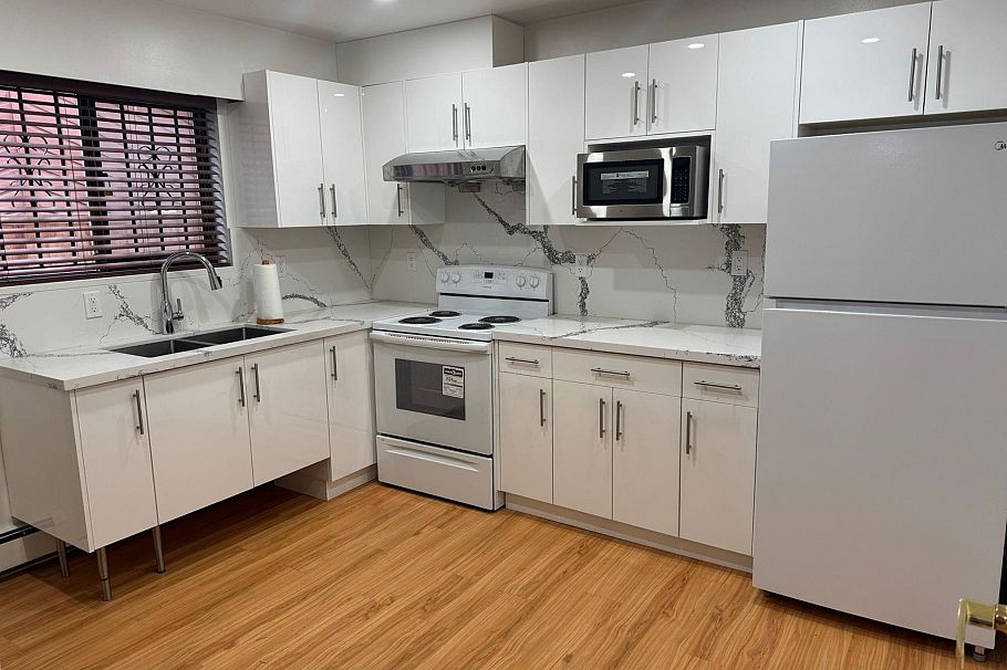 2942 Adanac Street Vancouver, BC - 26