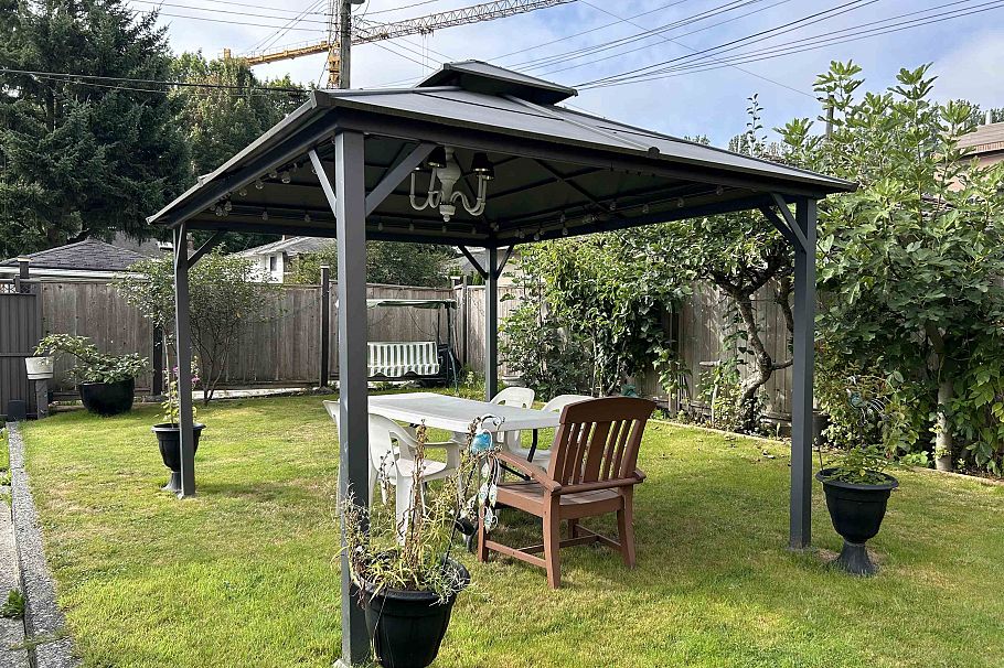 2942 Adanac Street Vancouver, BC - 36