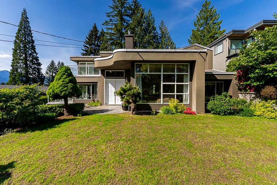 180 W Osborne Road North Vancouver, BC - 3
