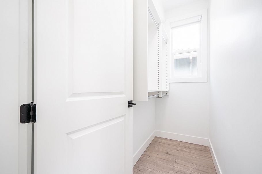 2972 E 7th Avenue Vancouver, BC - 13