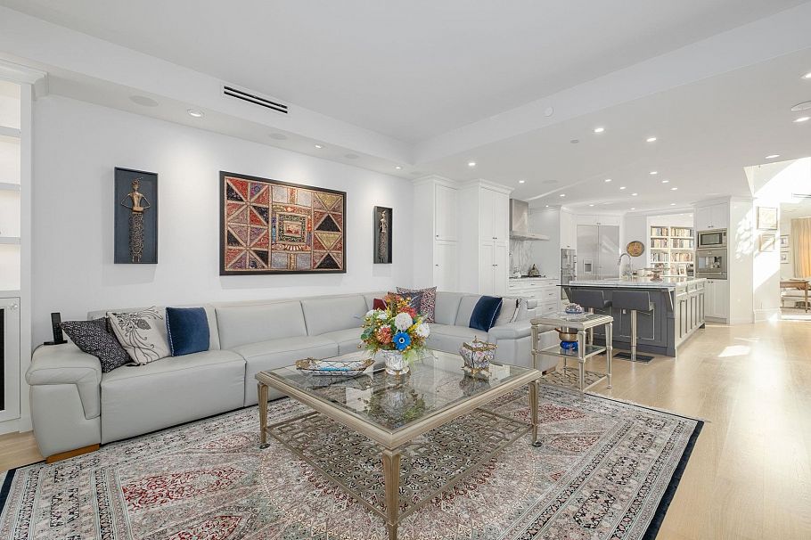 1258 Richards Street Vancouver, BC - 3