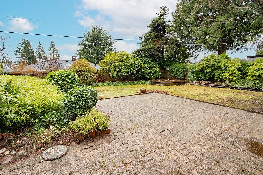4067 Sunnycrest Drive North Vancouver, BC - 13