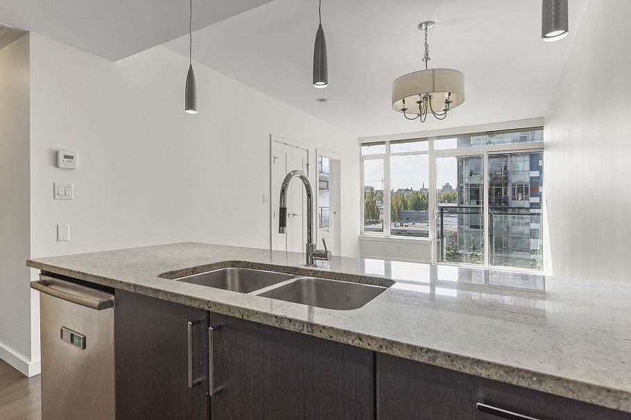 608 38 W 1st Avenue Vancouver, BC - 14