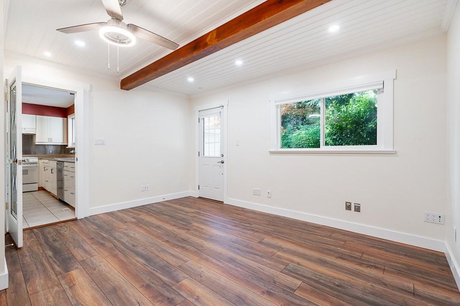 3084 Paisley Road North Vancouver, BC - 23