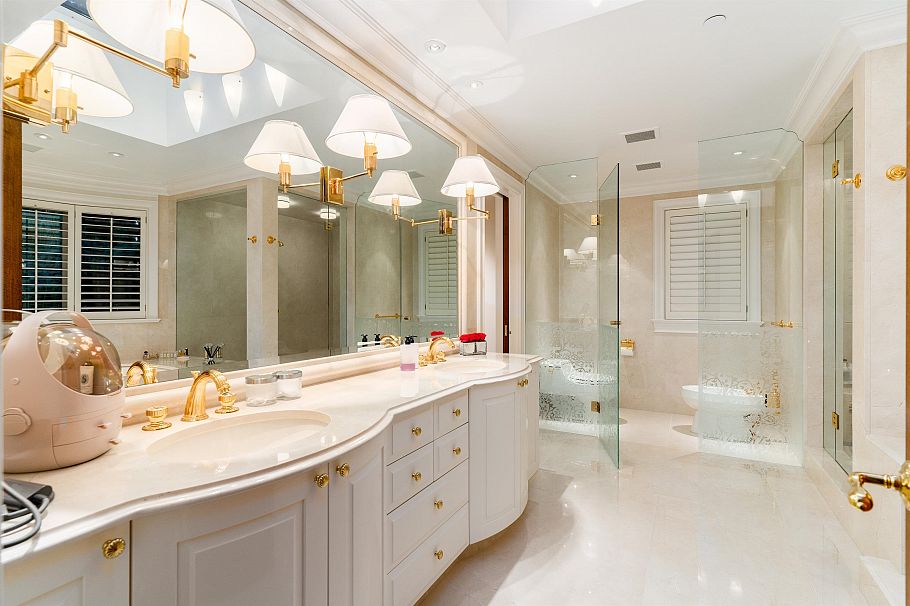 4778 Drummond Drive Vancouver, BC - 10