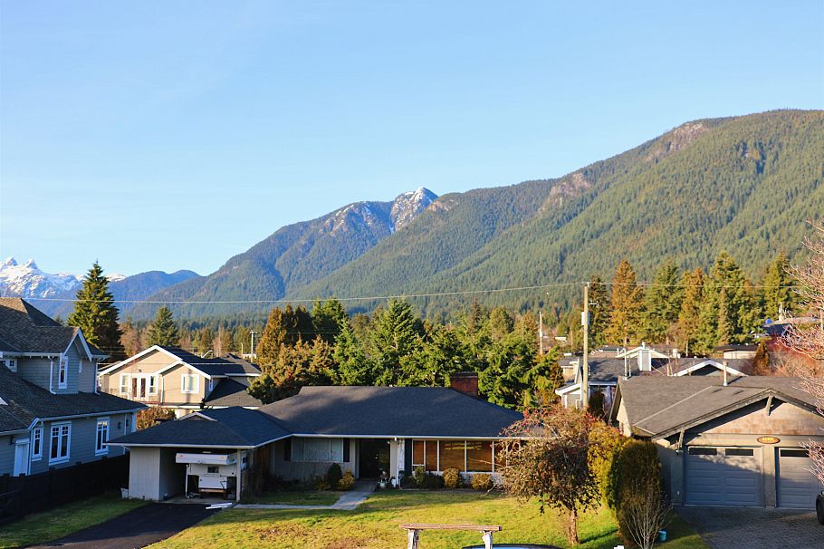 4067 Sunnycrest Drive North Vancouver, BC - 21