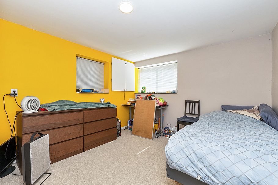 1341 E 29th Avenue Vancouver, BC - 22