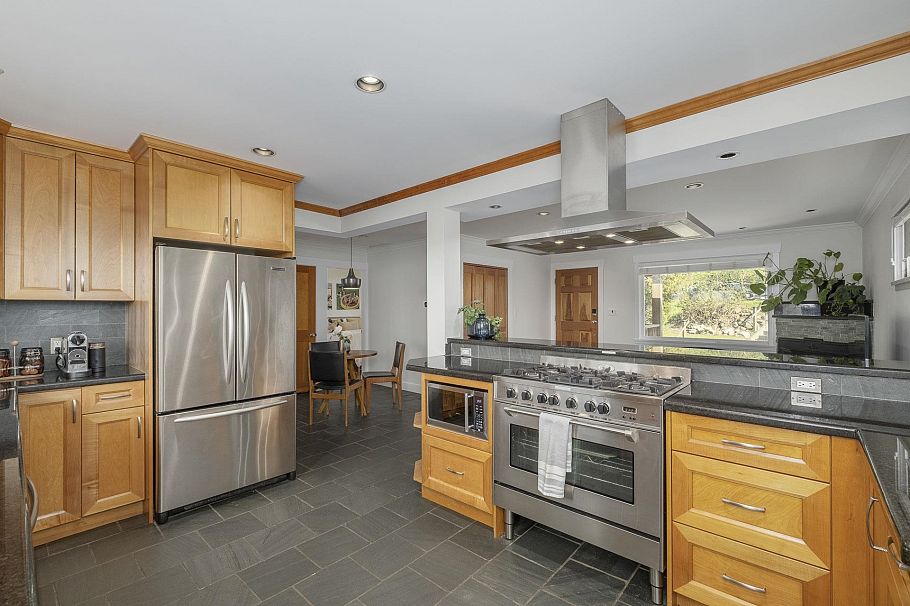 3217 Matapan Crescent Vancouver, BC - 24