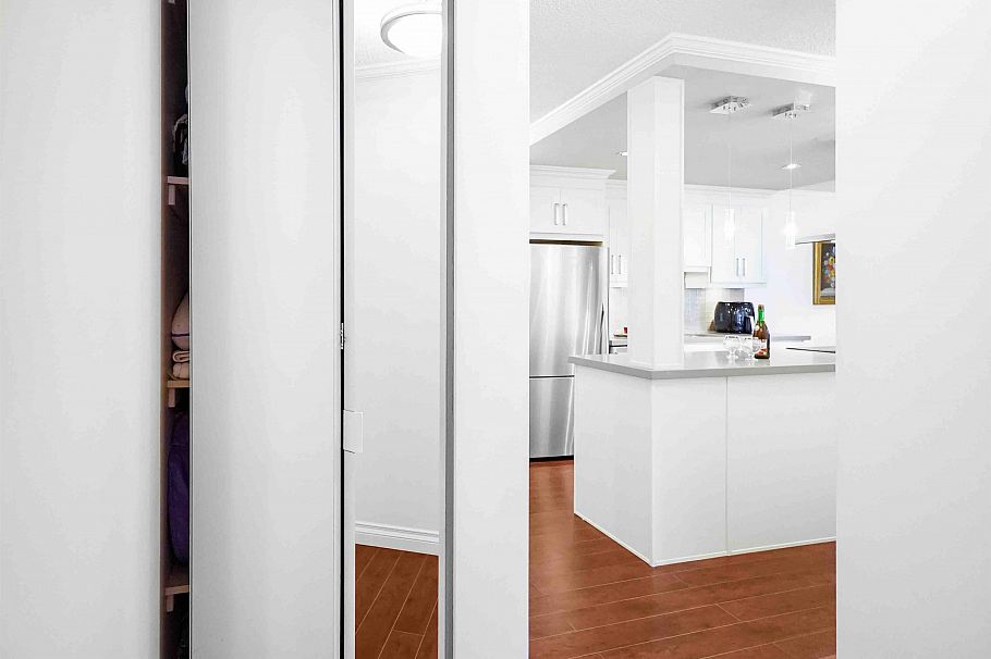 306 2020 Fullerton Avenue North Vancouver, BC - 11