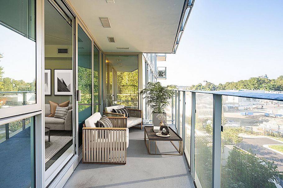 407 1401 Hunter Street North Vancouver, BC - 23