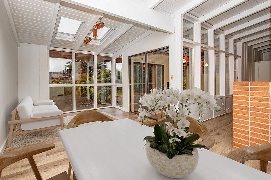 4067 Sunnycrest Drive North Vancouver, BC - 4