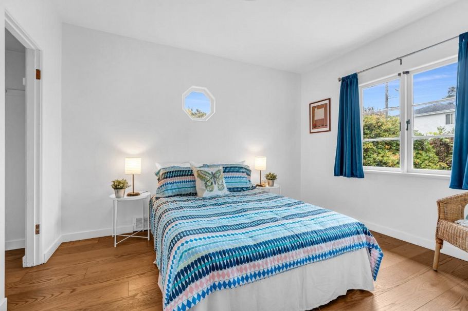 1260 E 33rd Avenue Vancouver, BC - 13