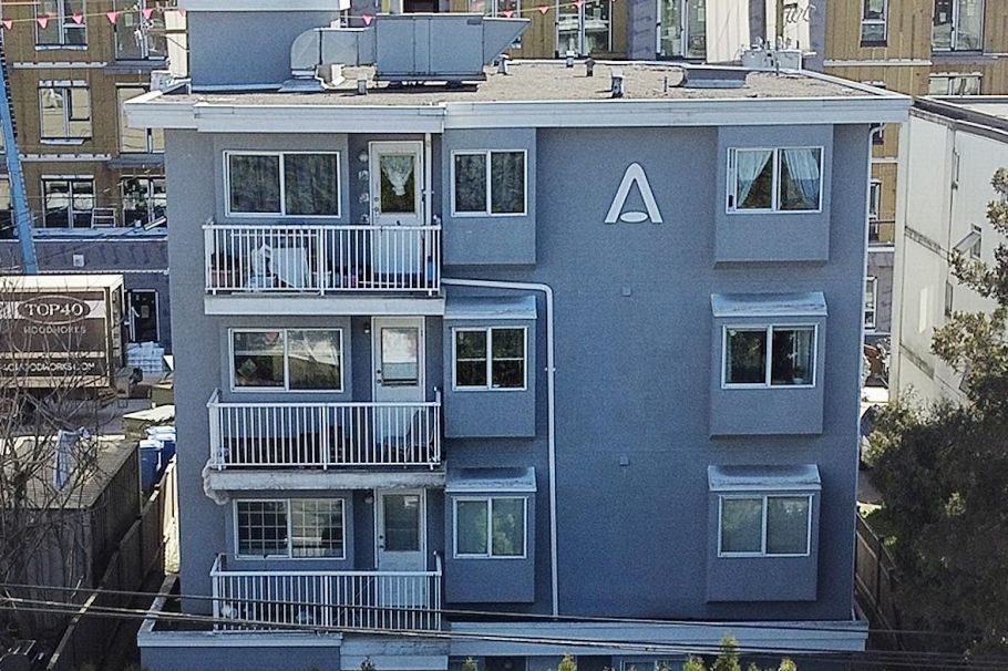 8732 Granville Street Vancouver, BC - 5