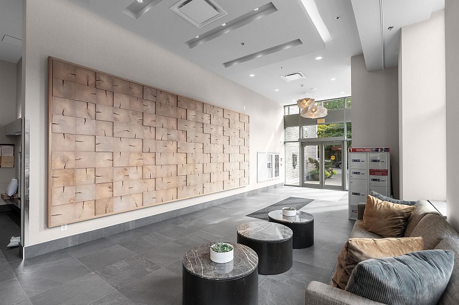 1401 150 W 15th Street North Vancouver, BC - 5