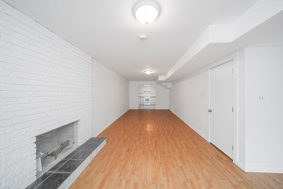 3063 Rosemont Drive Vancouver, BC - 22