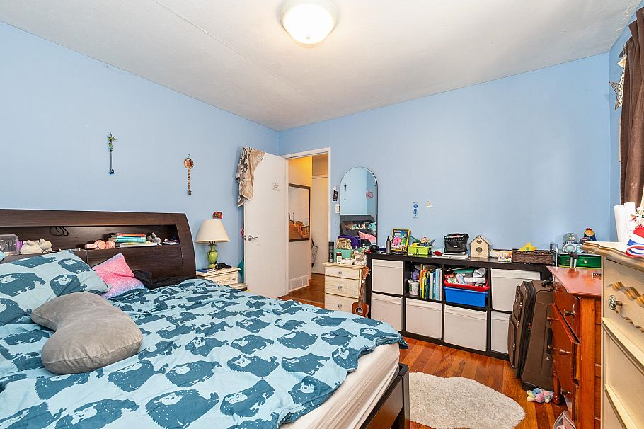 1341 E 29th Avenue Vancouver, BC - 12