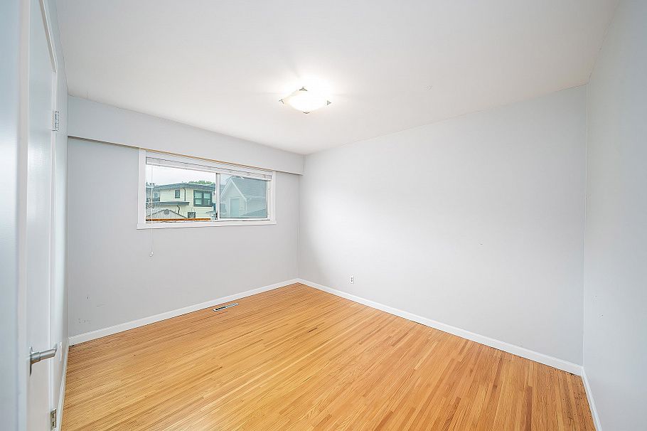 3063 Rosemont Drive Vancouver, BC - 17