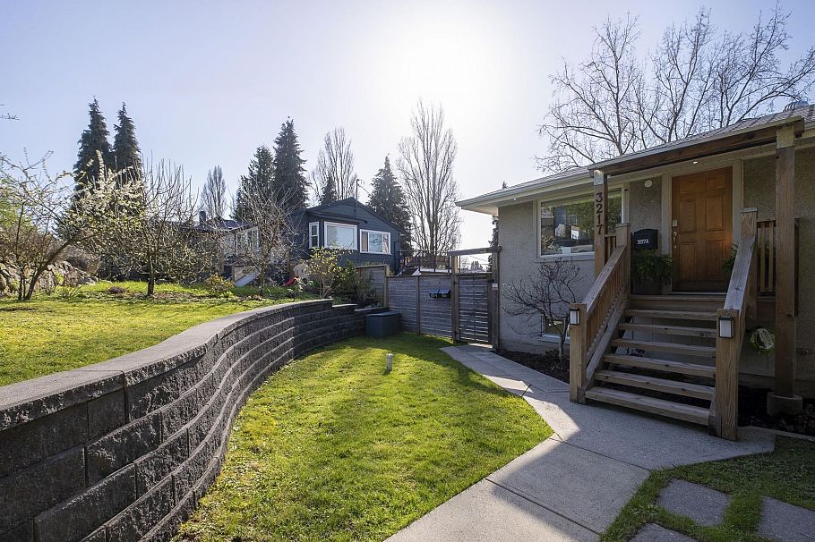 3217 Matapan Crescent Vancouver, BC - 21