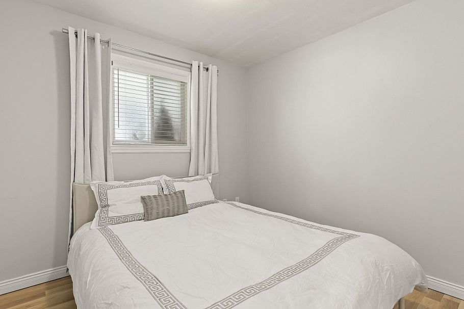 1336 E 16th Avenue Vancouver, BC - 29