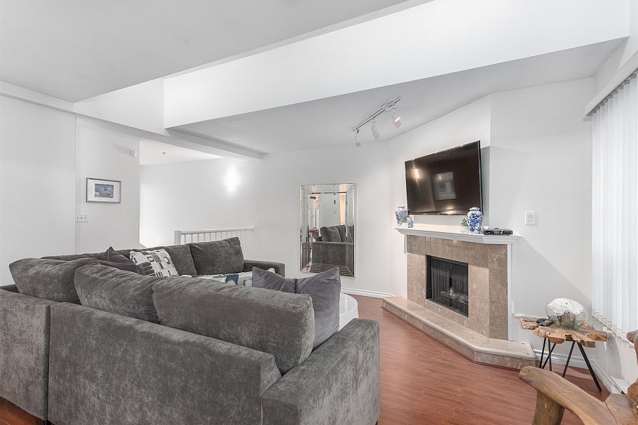 202 788 West 8th Avenue Vancouver, BC - 16