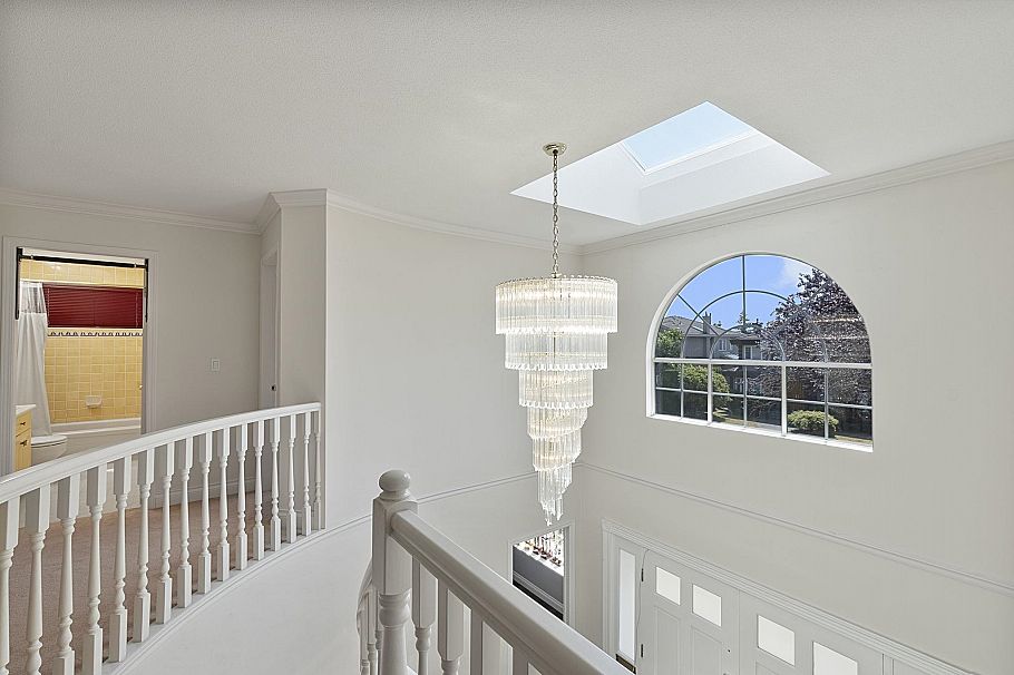 1563 W 59th Avenue Vancouver, BC - 18