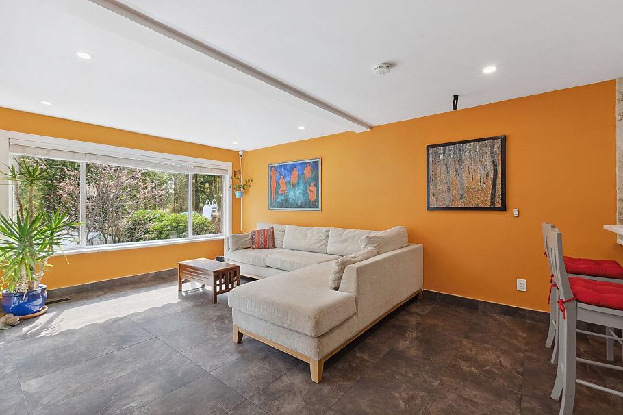 1501 Ostler Court North Vancouver, BC - 14