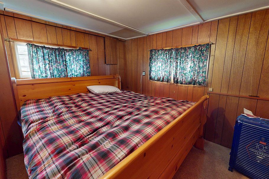 2925 E 25th Avenue Vancouver, BC - 25