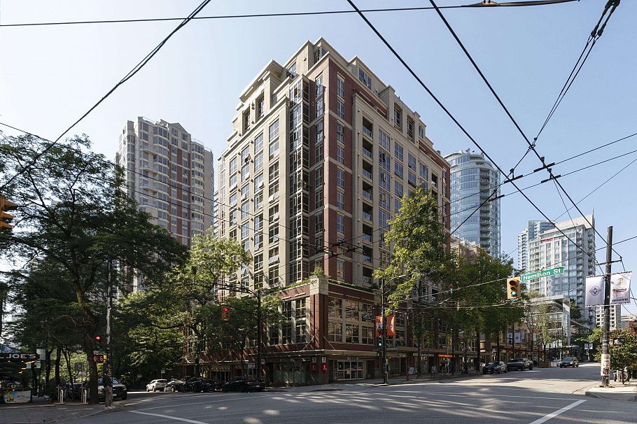 1105 819 Hamilton Street Vancouver, BC - 2