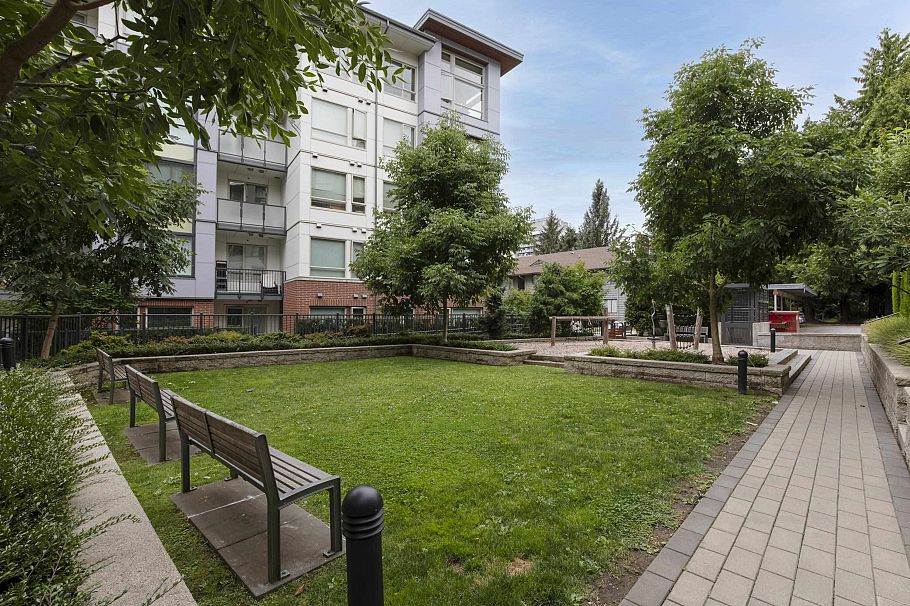 110 2663 Library Lane North Vancouver, BC - 23