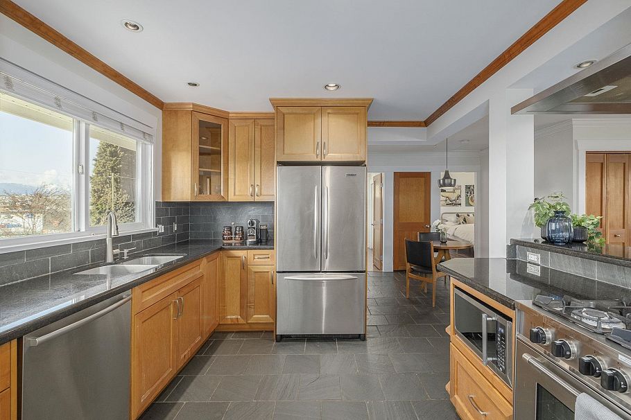 3217 Matapan Crescent Vancouver, BC - 23