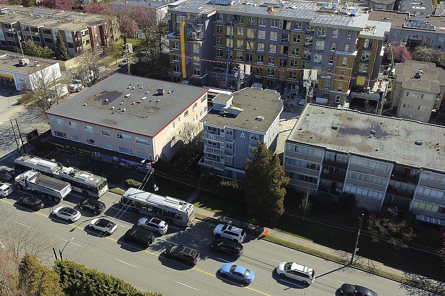 8732 Granville Street Vancouver, BC - 3