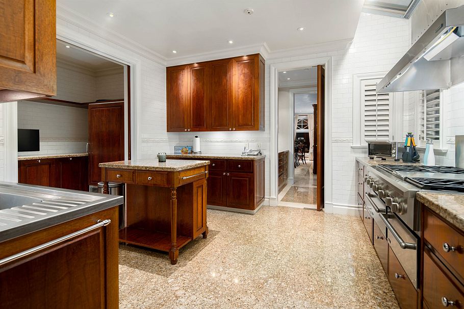 4778 Drummond Drive Vancouver, BC - 7