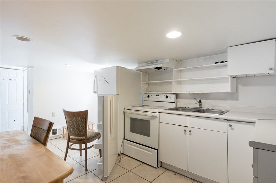 5195 Ruby Street Vancouver, BC - 11