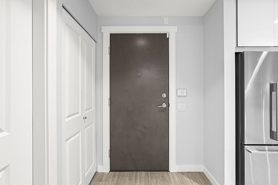 110 2663 Library Lane North Vancouver, BC - 3