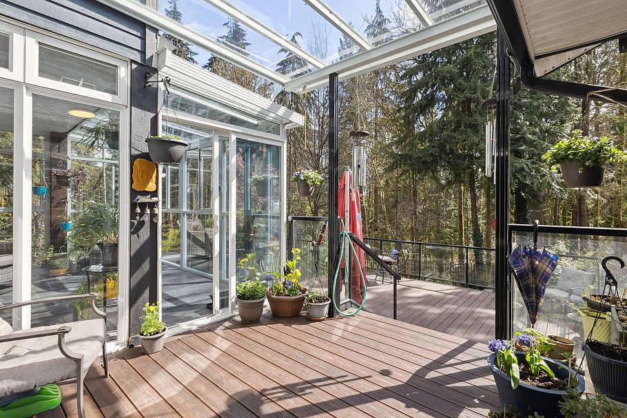 1501 Ostler Court North Vancouver, BC - 28