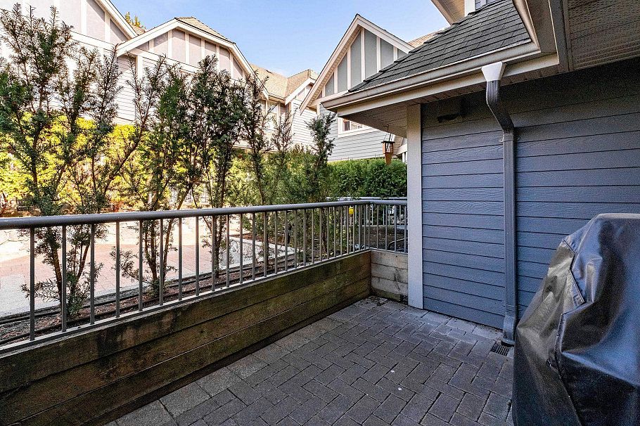 651 St. Andrews Avenue North Vancouver, BC - 28