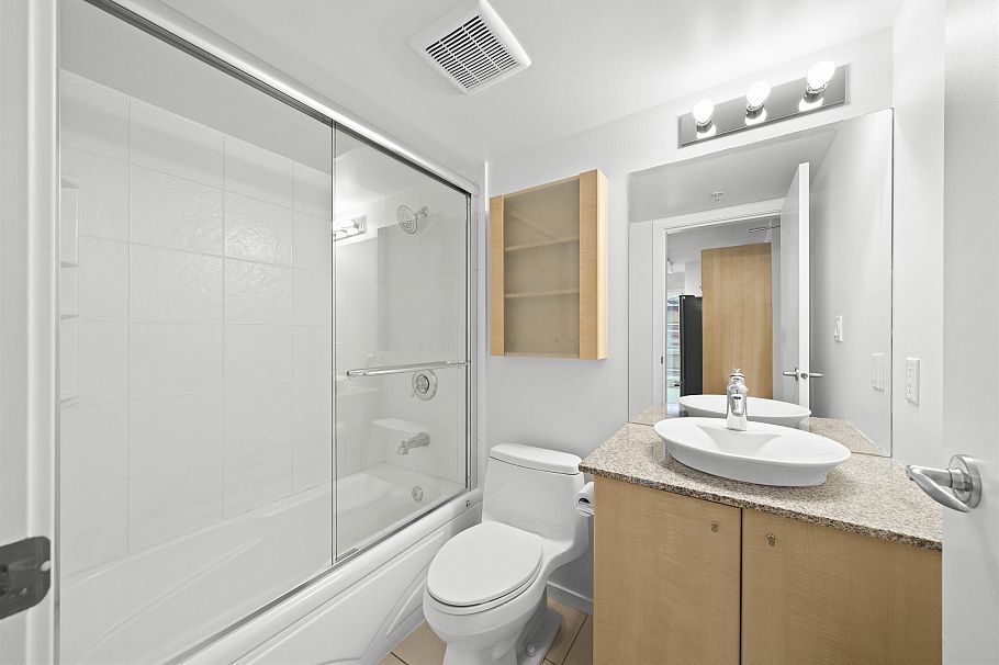 702 1199 Seymour Street Vancouver, BC - 13