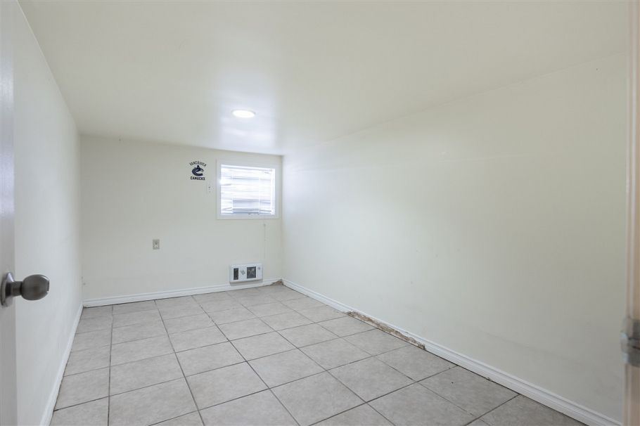 5195 Ruby Street Vancouver, BC - 13